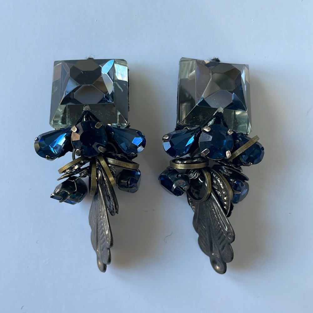 Ranjana Kahn glass bead clip on earrings